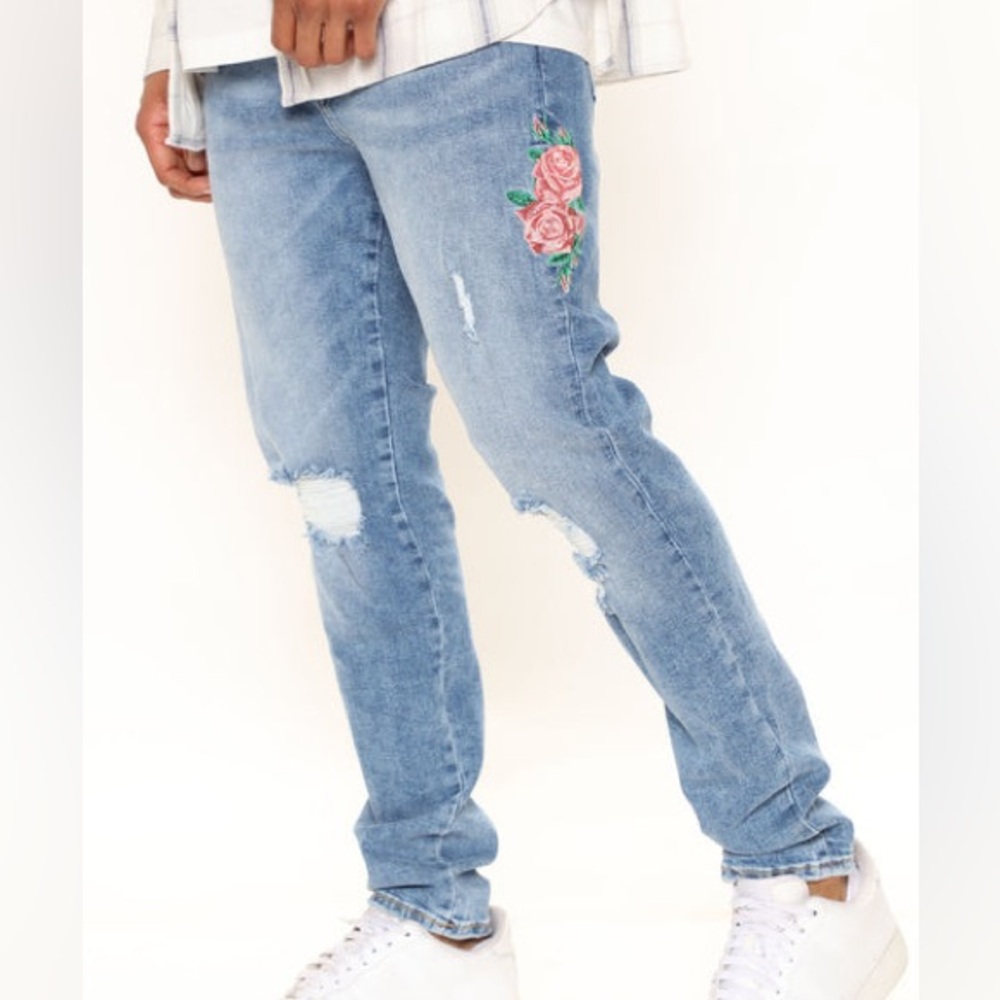 Embroidered Pink Rose Pants Jeans 38 Fashion Nova Distress Blue